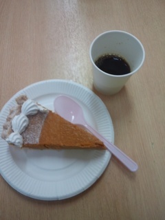 ケーキと飲み物.jpg